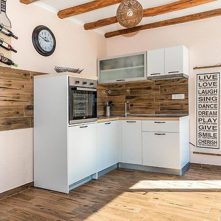 Gorgeous Home In Kijevo With Kitchen Zewnętrze zdjęcie