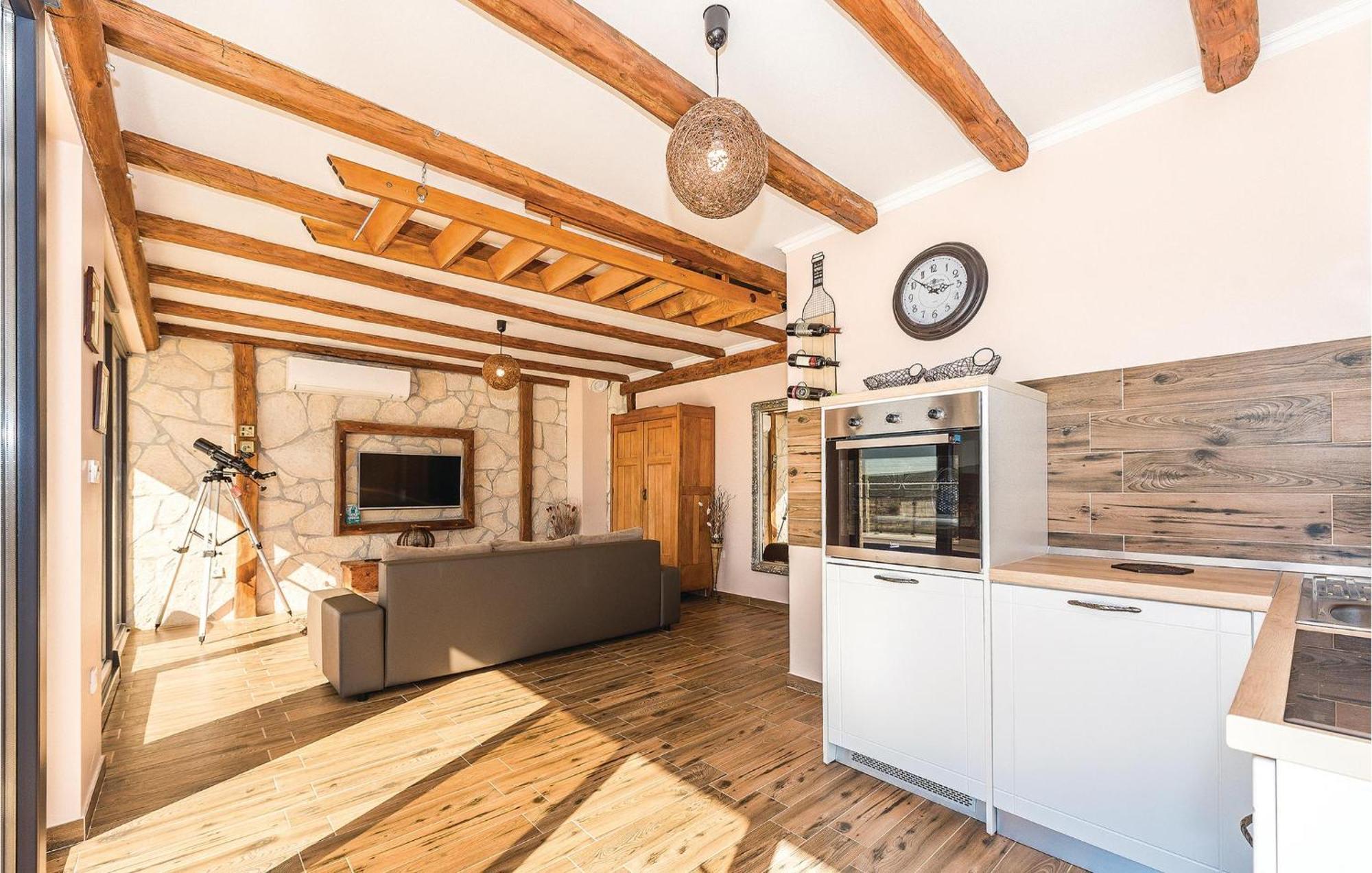 Gorgeous Home In Kijevo With Kitchen Zewnętrze zdjęcie