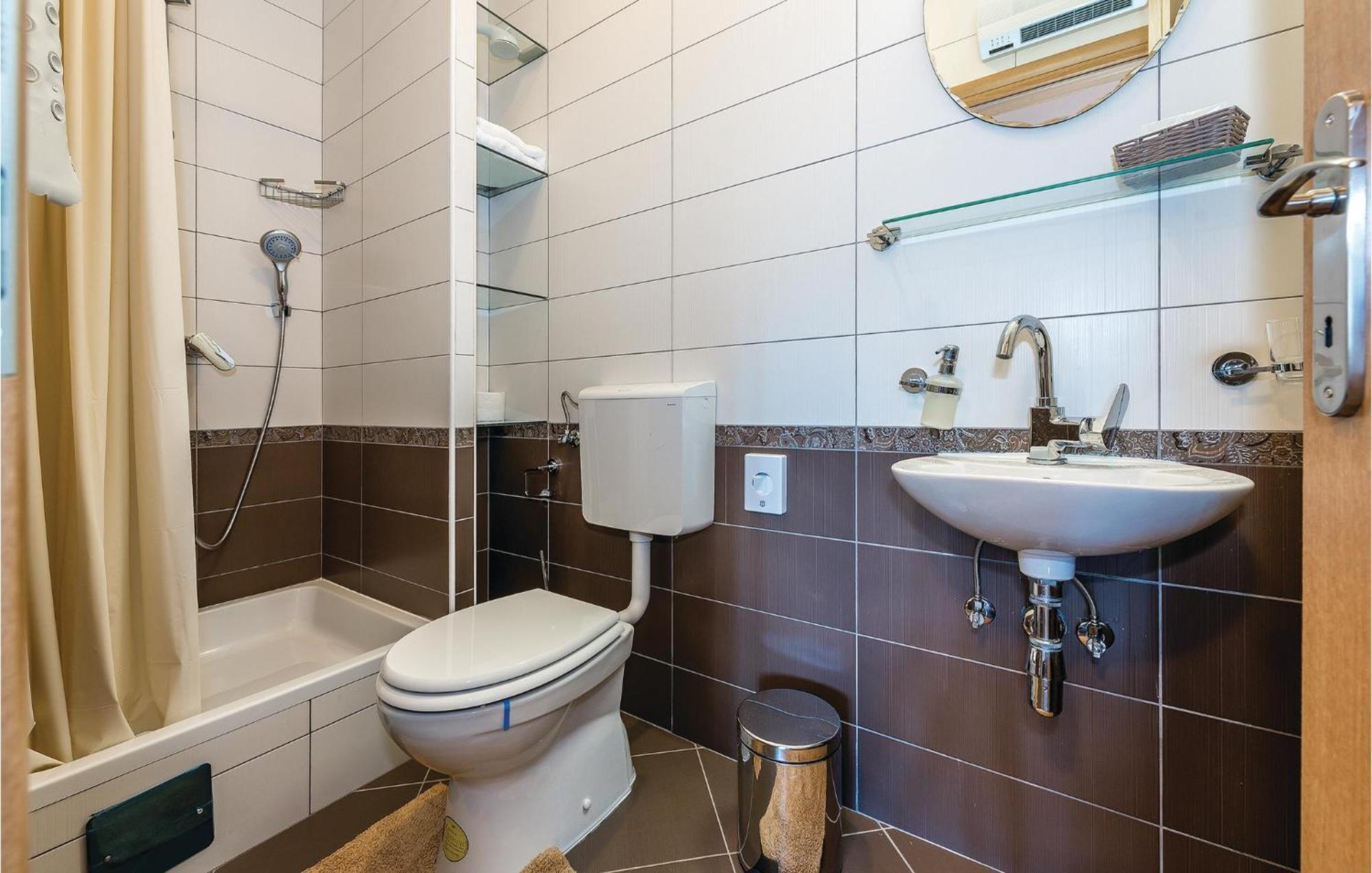 Gorgeous Home In Kijevo With Kitchen Zewnętrze zdjęcie